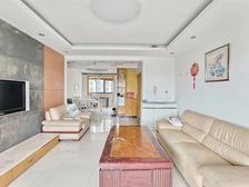 花园洋房 可看华亭湖 带固定车位 带个书房 南北通透