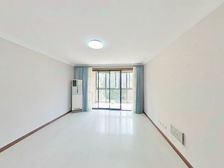 正规三居室,南北通透,餐厅客厅分离,空气流通好,实拍全景,