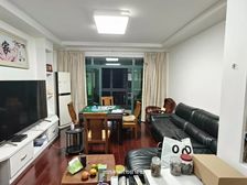 中间楼层采光好 商品房 南北通透 精装可拎包入住