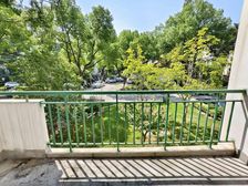 多层二楼 带固定车位 采光好 有钥匙 位置好 花园位置