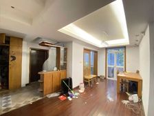 次新地铁口 飞机户型 送院子 靠近春申塘 绿化好 带产权车位