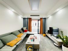 渝北区 礼嘉龙湖天街旁 精装修三房 拎包入住价格可谈