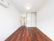 商圈核心位置 松江新城大学城 公园景观小三房 步梯中高层