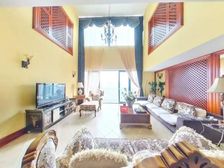 香榭里二期高楼层顶复,三层使用面积,厅出阳台朝南向看深圳湾