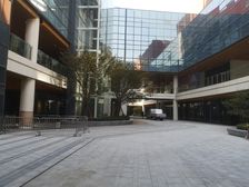 景芳地铁口天虹购物中心附近沿街2楼2000方商业招租业态不限