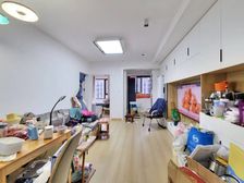 业主婚房装修 中间楼层采光好 周边商圈成熟 看房子随时