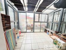 上下两层复试格局 送超大阳光房 出门就是虹口龙之梦和足球场.