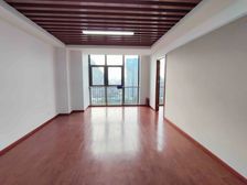 高米店南地铁口 精装甲级纯写 户型方正带两个 电梯口