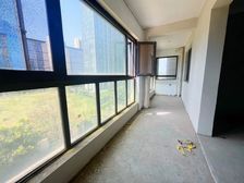 恒锦花苑二区 前排视野无挡 诚心出售 带个独立车位 看中可谈