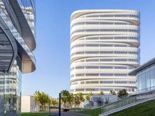 星地中心丨独立整层丨精装带家具丨AI人工智能互联网政策5折!