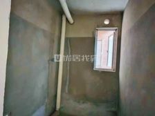 电梯房 清水 南北通透 2室 和泓四季 诚心出售 价格可议