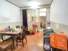 辽源一村 双天井 使用面积大 业主人好沟通 有钥匙