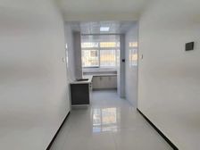 七中学区新苑小学万达北邻胜康小区一楼精装三居室老证