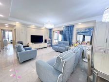 龙湖源著北区 豪华装修中央空调地暖居住安静看公园 248万