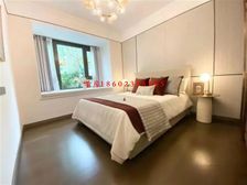 南重庆顶流国庆销售70套 单价7千 龙洲湾地铁站200米 1