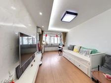 业主着急出售 一梯两户双南户型 得房率很好 近万体馆 中楼层