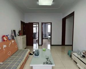 四中,农资公司住宅楼,中等装修,老证,带小房