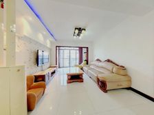 佳龙花园 公园旁,地铁口,位置好,店长力荐,优质大三房