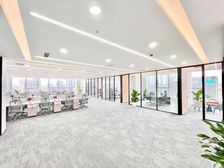 电梯口 绿地原盛国际旁 多套招租 面积 装修不等 随时可看