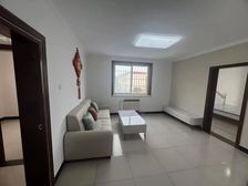 三中胜利路小学 安泰住宅楼 精装三室 3楼带车库 58万