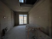 美林西岸多层洋房4/4顶跃层楼上50多平实际使用面积150平