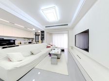 东 辰旁 状元府邸 精装三室双卫 西南朝向 小区中庭