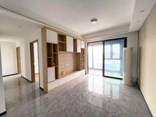 九龙湖 次新小区 南向采光好 高楼层采光充足 精装修