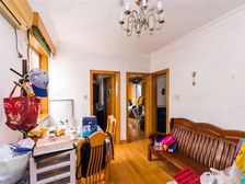 卫生间全明,大开间,小区入口附近,品质小区