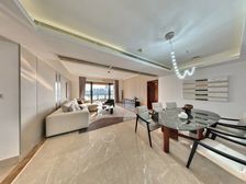 凯旋新世界广粤尊府 业主诚心出售 价格好谈 产权清晰 包税