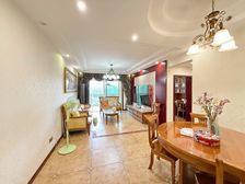 轻轨旁 雅居乐国际花园 精装4房 实木家具 拎包入住 急急急