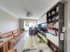 业主急置换!保利爱尚海115平精装79万,品牌家具拎包住!