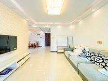 碧源月湖景园 楼龄新 满二 精装修 近地铁 南向采光好