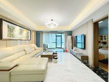 碧桂园国控天誉 停车方便 精装可拎包入住 双卫格局 商品房