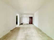 绿地璀璨天城 刚需小三居 电梯房 车位充足 正南朝向