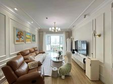 万象商圈旁恒大华府 法式奶油风精装两房带衣帽间 拎包入住