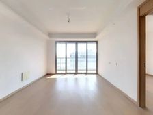 九龙仓逅湾花园,虎丘湿地公园旁,环境好,满两年