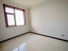 水榭花都 118平3居 南向精装修 着急出售9中