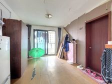 高区南北两房,位置不靠龙吴路。