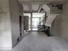 滴水湖馨苑 5室4厅3卫 毛坯 950万元 224平米