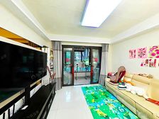 森兰社区15年商品房丨边套户型丨花园位置丨带车位丨九年书包