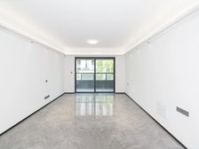 中海上栋区 精装修三房 电梯洋房 位置安静 采光刺眼