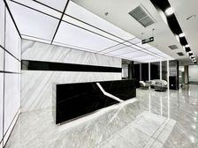 电梯口 绿地原盛国际 多套招租 面积 装修不等 随时可看