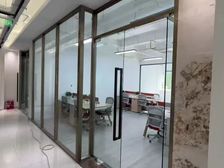 漕河泾地铁站丨桂果园丨100平精装带家具丨2隔断12个工位