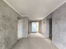 新力物业好 园林小区 自带游泳池 邻近4号地铁 双阳台端户!