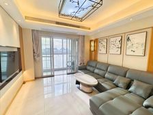 新观海2020年的次新小区,全新装修修,业主很少入住