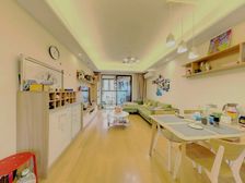 马陆地铁站精装南北通三房,诚意出售,看房方便