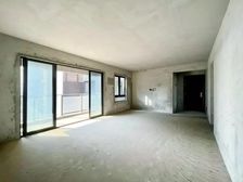 华侨城天鹅湖 南北对流 实用三房 首付30万 有匙看房