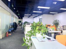 特价写字楼望京诚盈中心396平精装高区楼下地铁北五环出入口