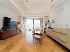 新出!低於市场15%,北外滩高区江景房,业主诚意出售