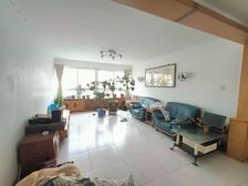 银海花苑 电梯房 多层3楼 三室耳朵户型 错层 框架房